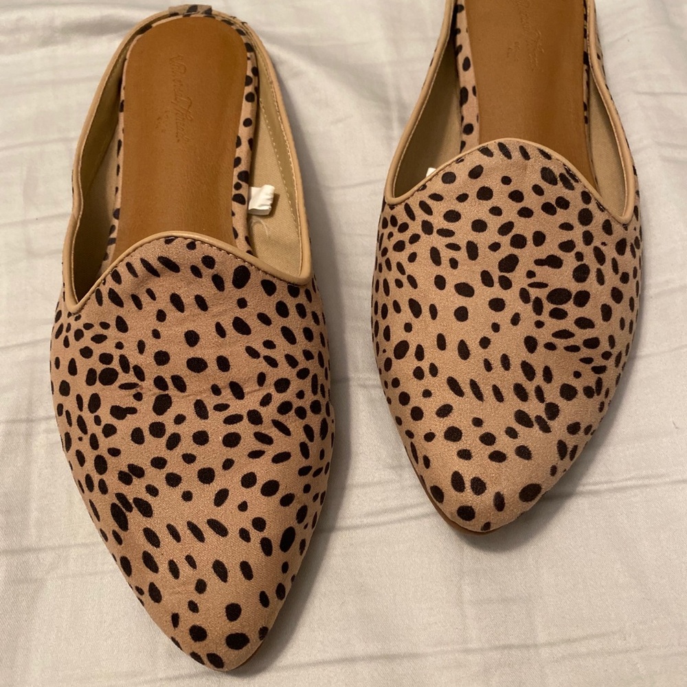Leopard mules